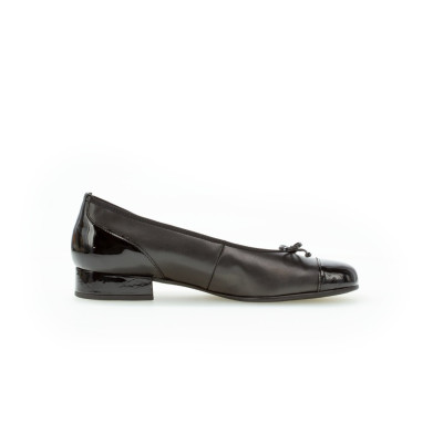 Gabor ballerina op hak | 06.102.67 zwart | Krisman & Westeneng