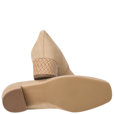 Hassia pump 303302 Evelyn creme bij Krisman & Westeneng