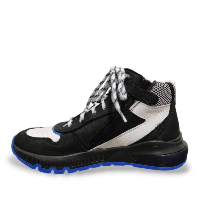 Trackstyle wijdte 2 veterboot Adam Air bij Krisman&Westeneng